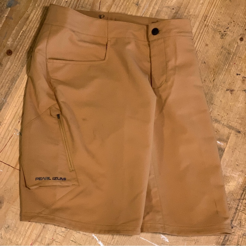 Pearl Izumi Canyon Shorts Khaki 36 No Liner